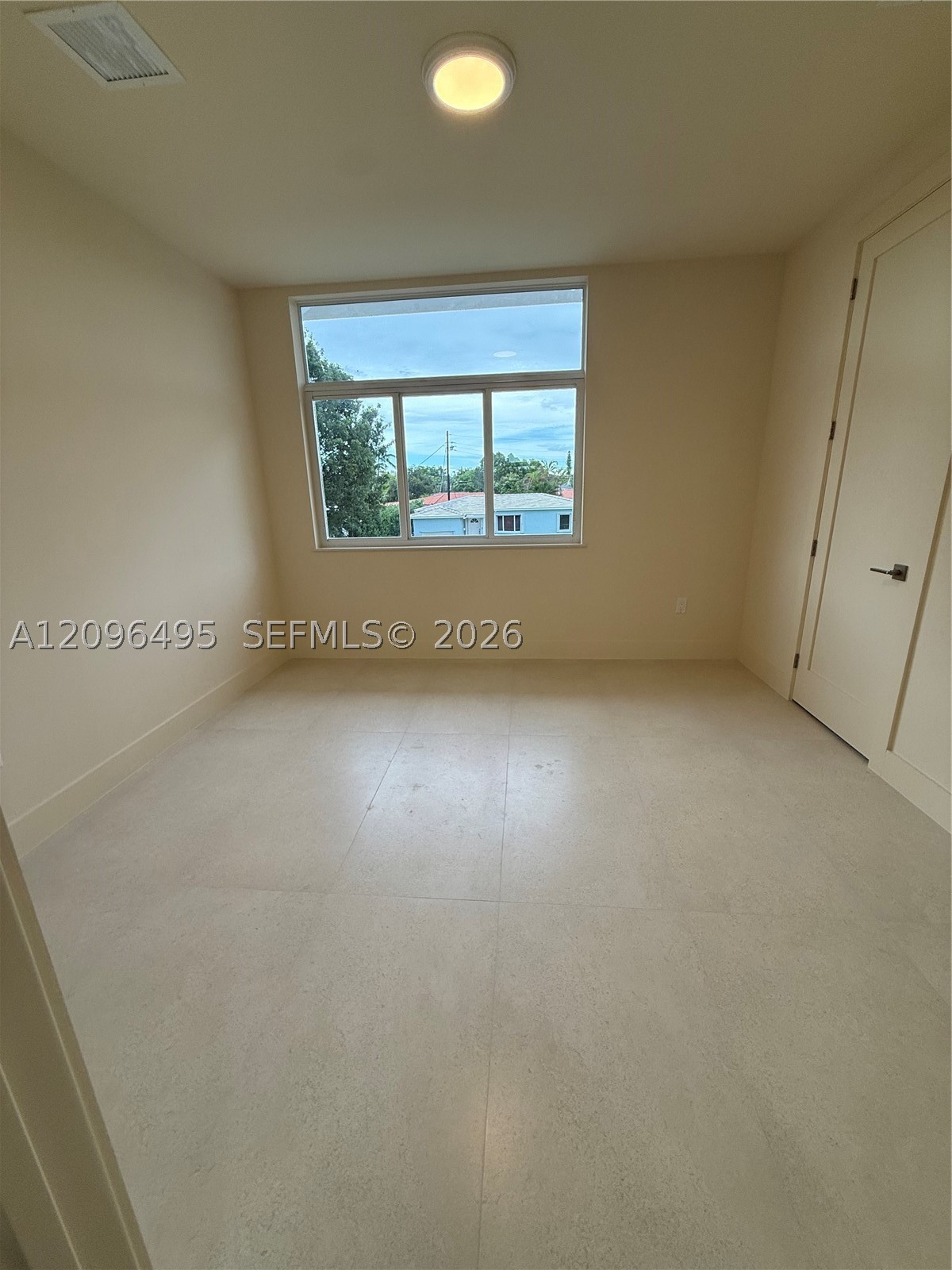 3240 SW 20th St, Miami FL 33145