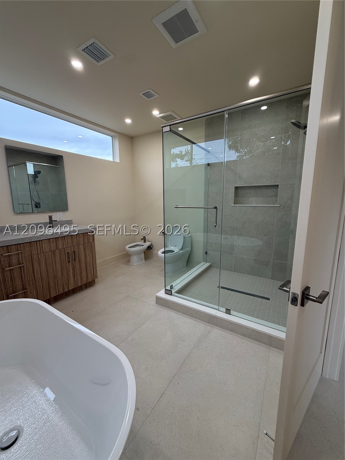 3240 SW 20th St, Miami FL 33145