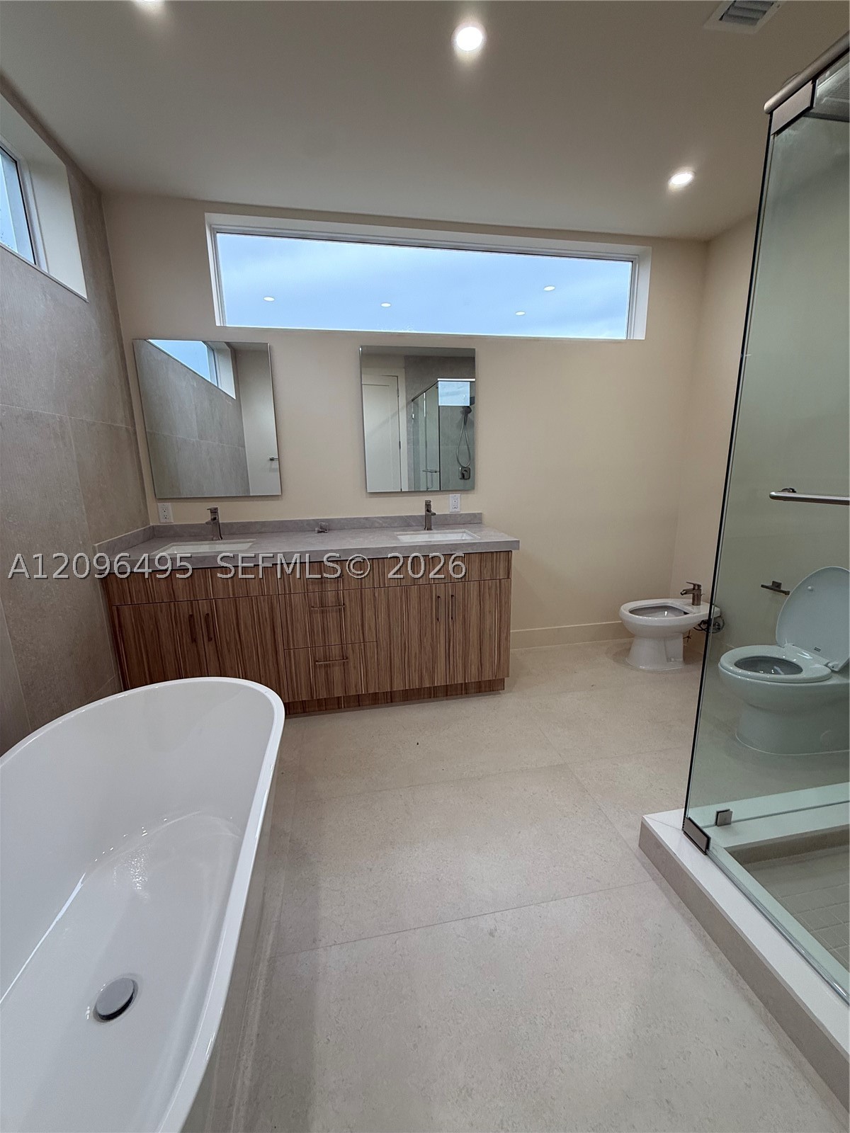 3240 SW 20th St, Miami FL 33145