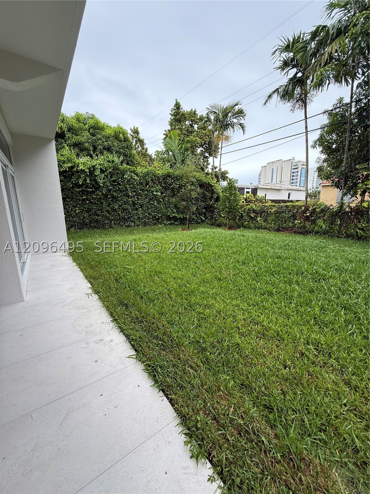 3240 SW 20th St, Miami FL 33145