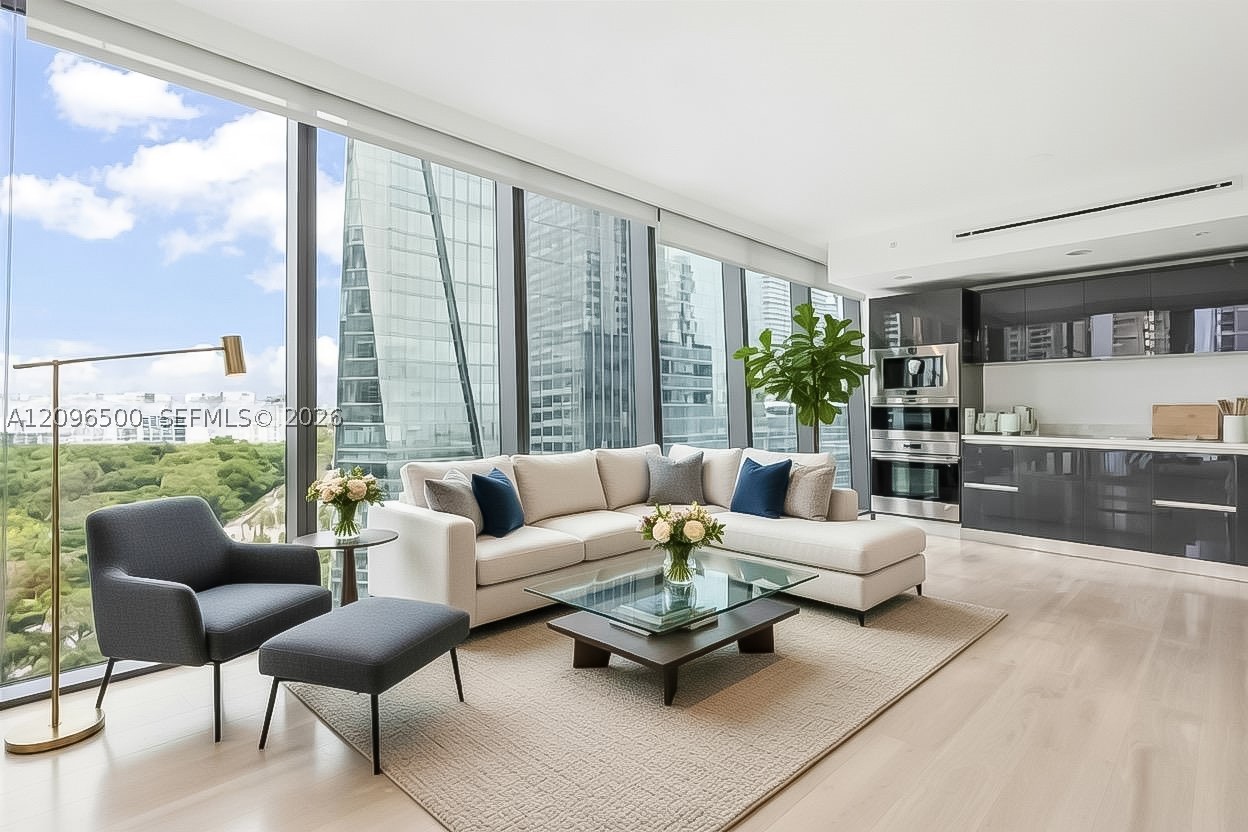 1451 Brickell Ave #1404, Miami FL 33131