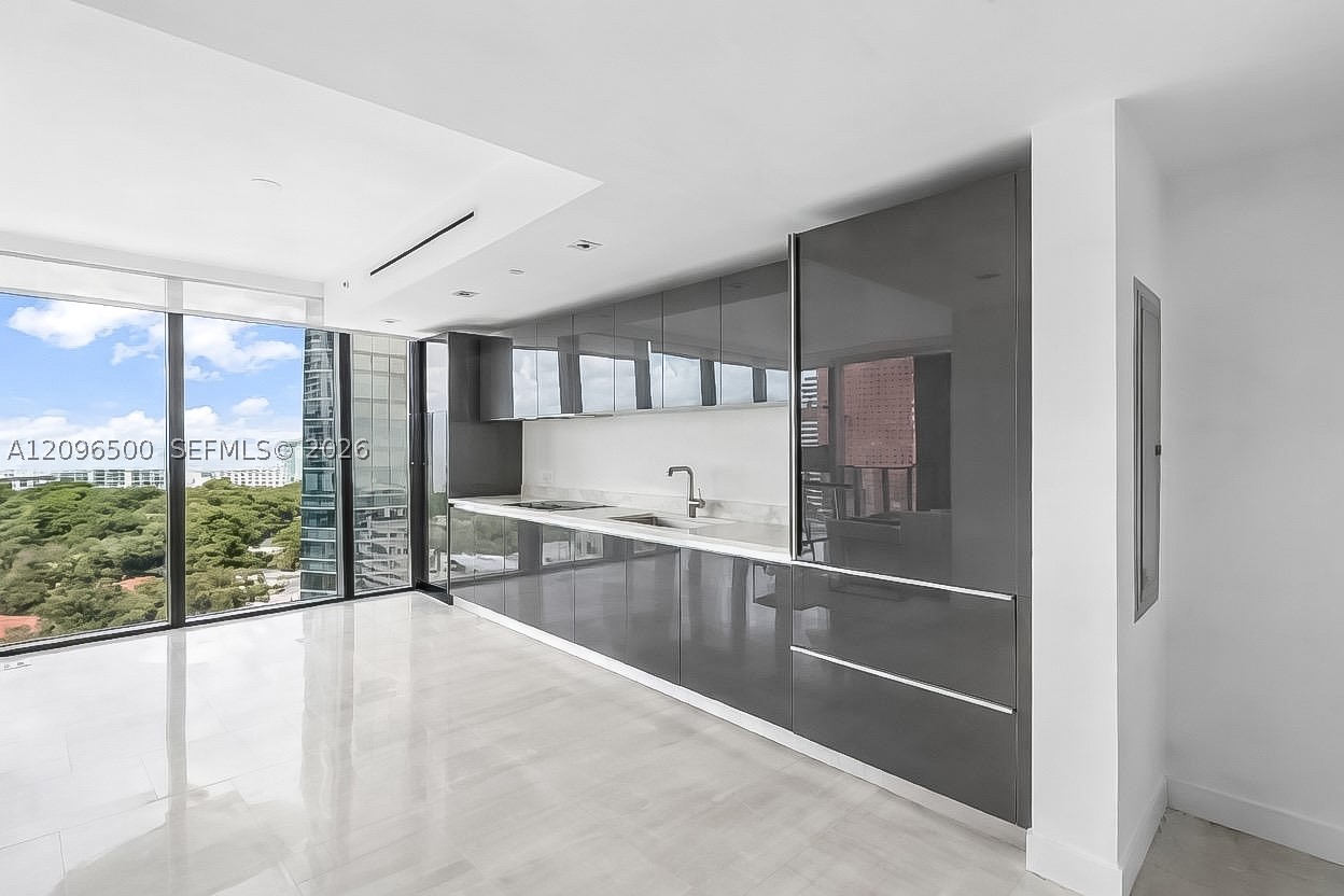1451 Brickell Ave #1404, Miami FL 33131
