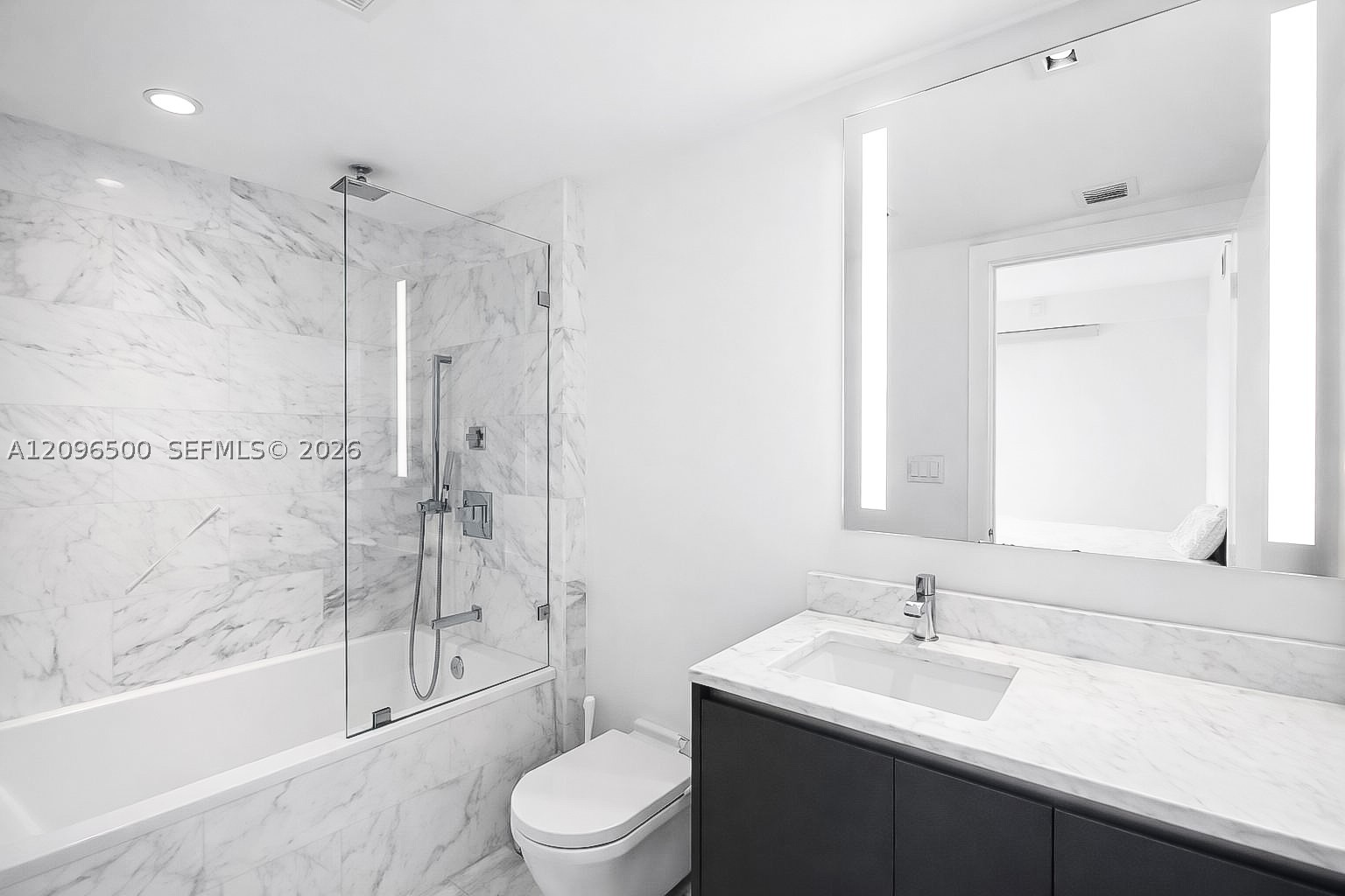 1451 Brickell Ave #1404, Miami FL 33131