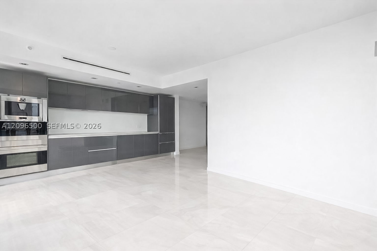1451 Brickell Ave #1404, Miami FL 33131