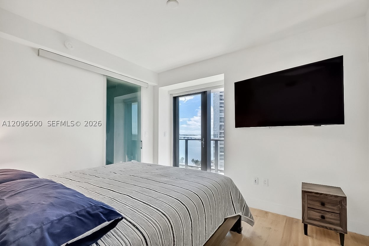 1451 Brickell Ave #1404, Miami FL 33131