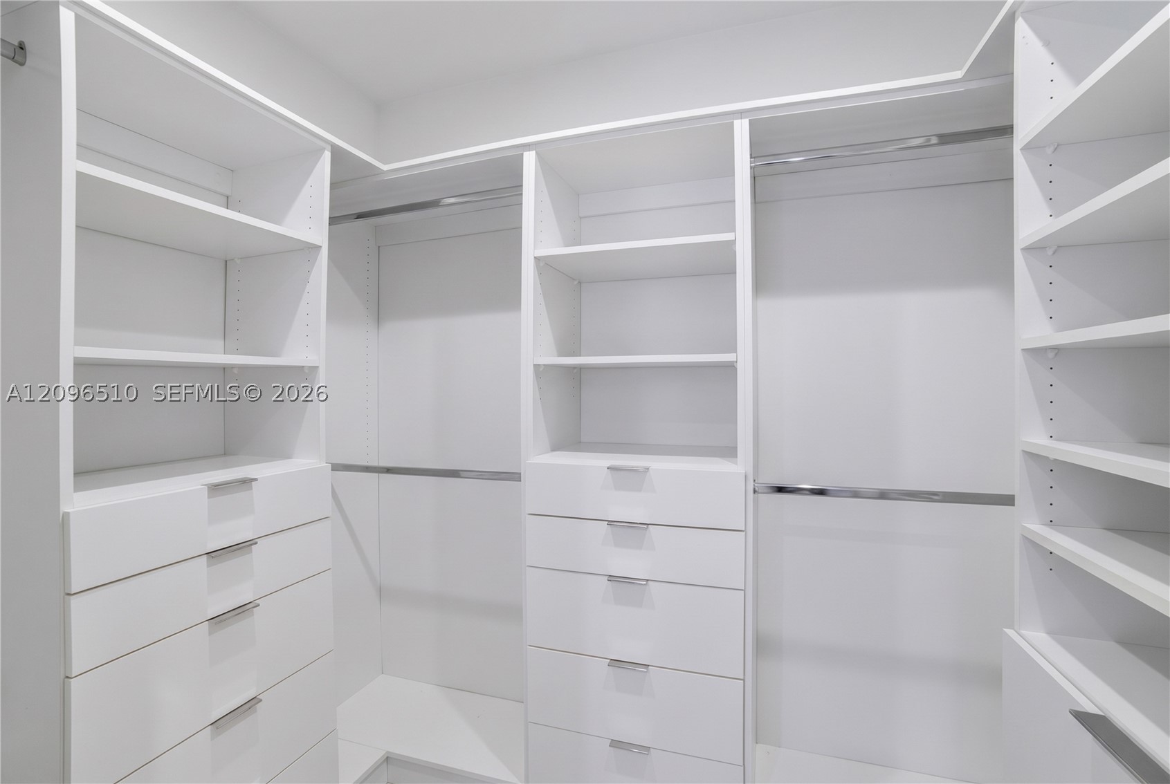 888 Biscayne Blvd #4608, Miami FL 33132