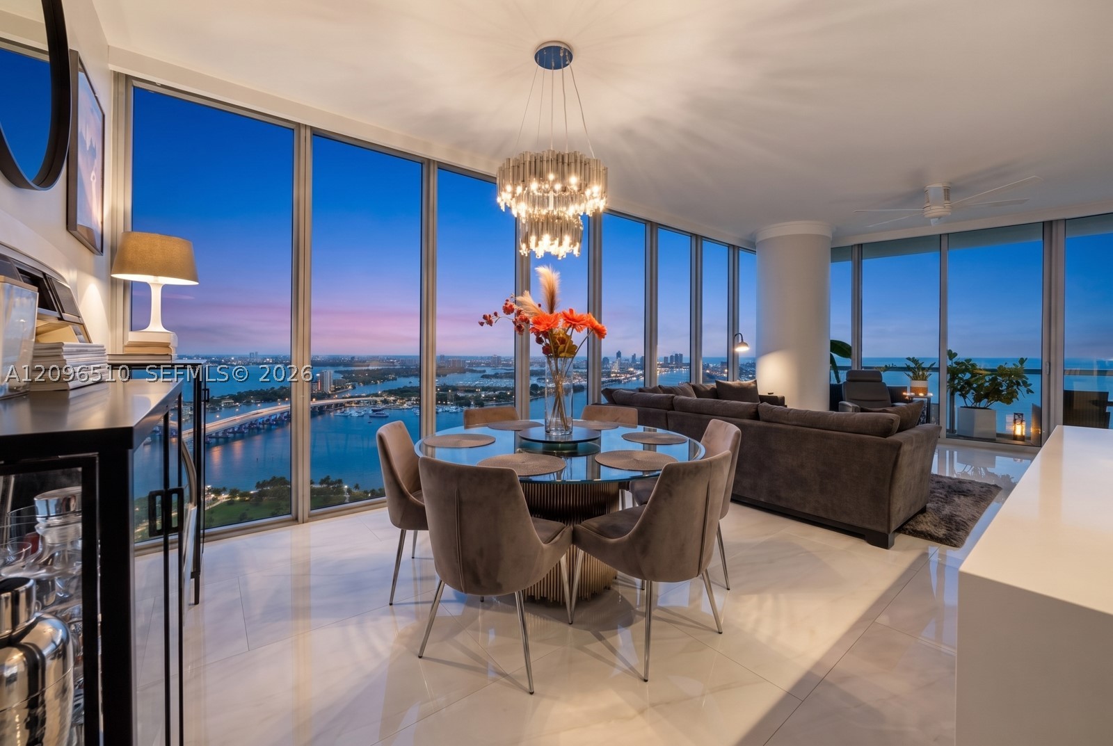 888 Biscayne Blvd #4608, Miami FL 33132