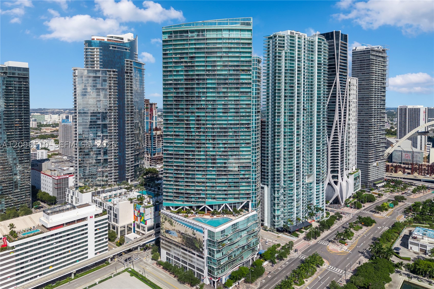 888 Biscayne Blvd #4608, Miami FL 33132