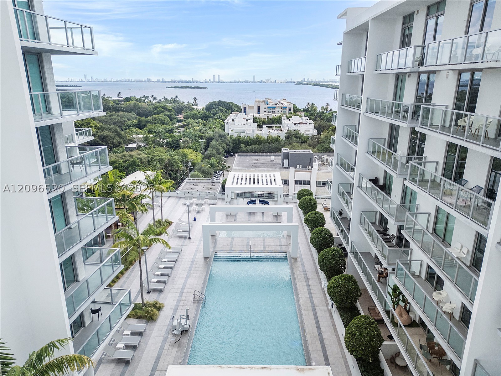 3900 Biscayne Blvd #S-702, Miami FL 33137