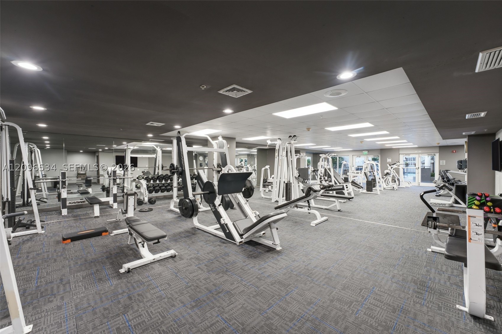 185 SE 14th Ter #1010, Miami FL 33131