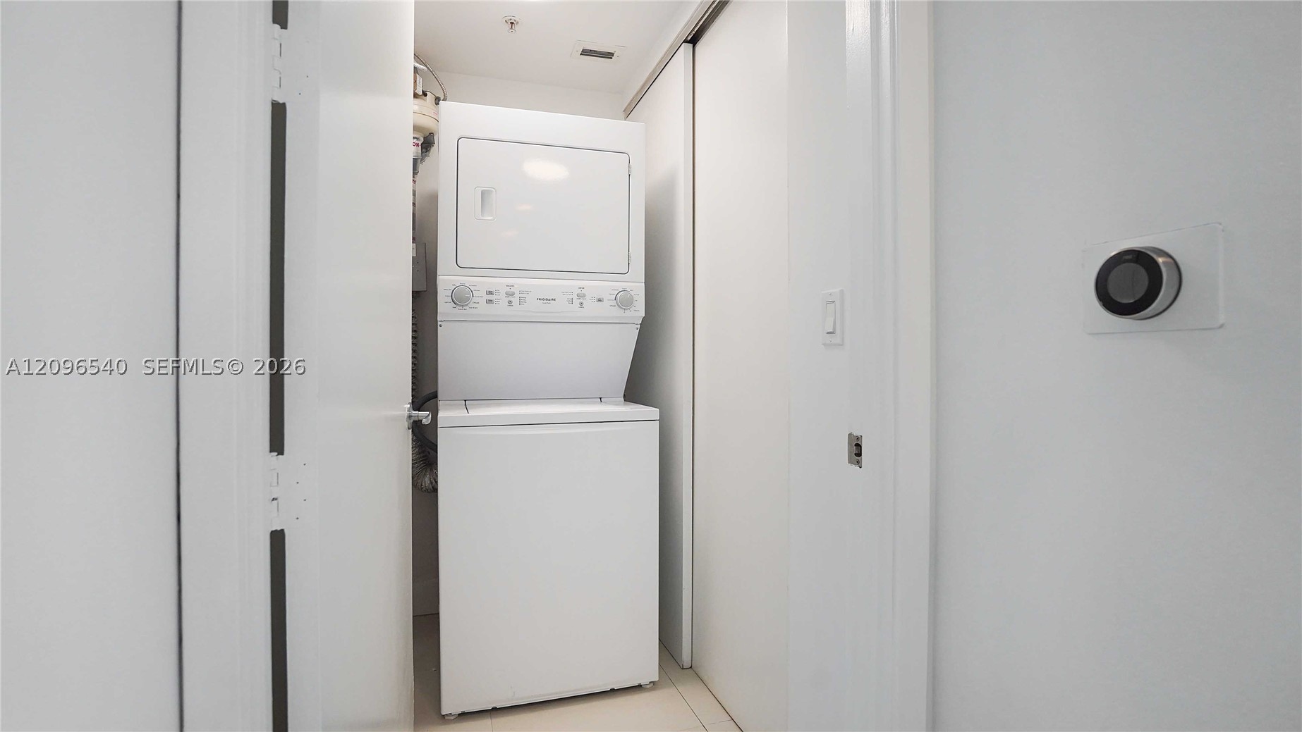 1040 Biscayne Blvd #1206, Miami FL 33132