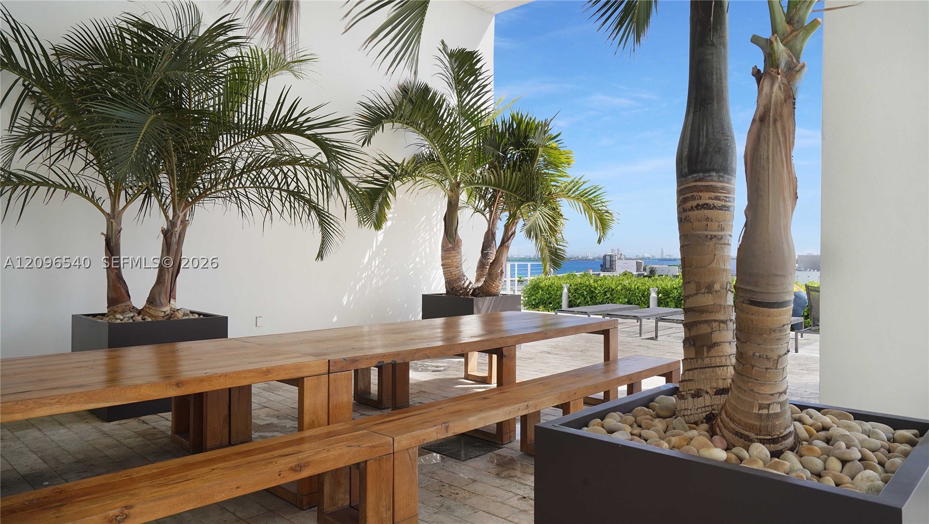 1040 Biscayne Blvd #1206, Miami FL 33132