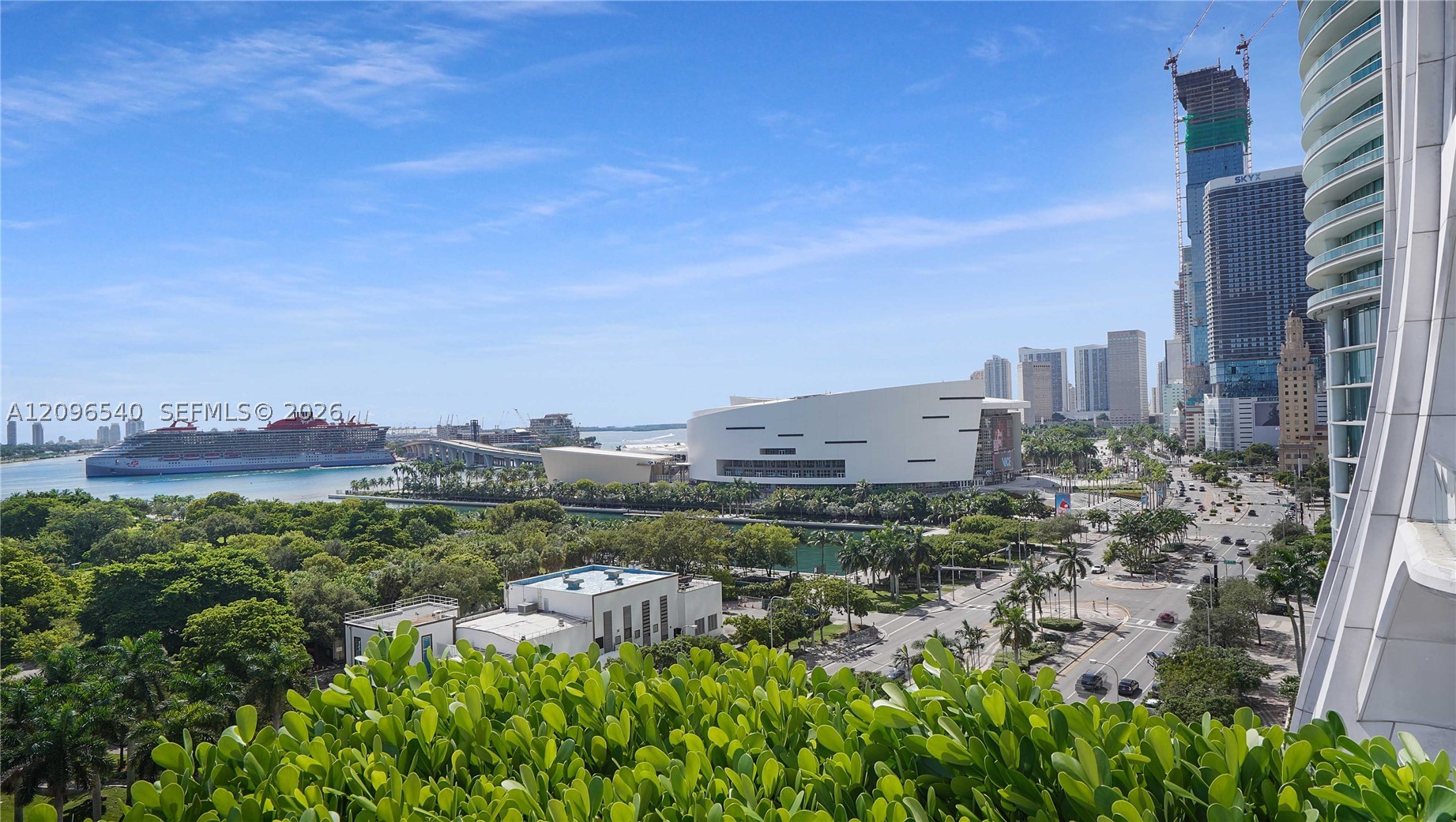 1040 Biscayne Blvd #1206, Miami FL 33132