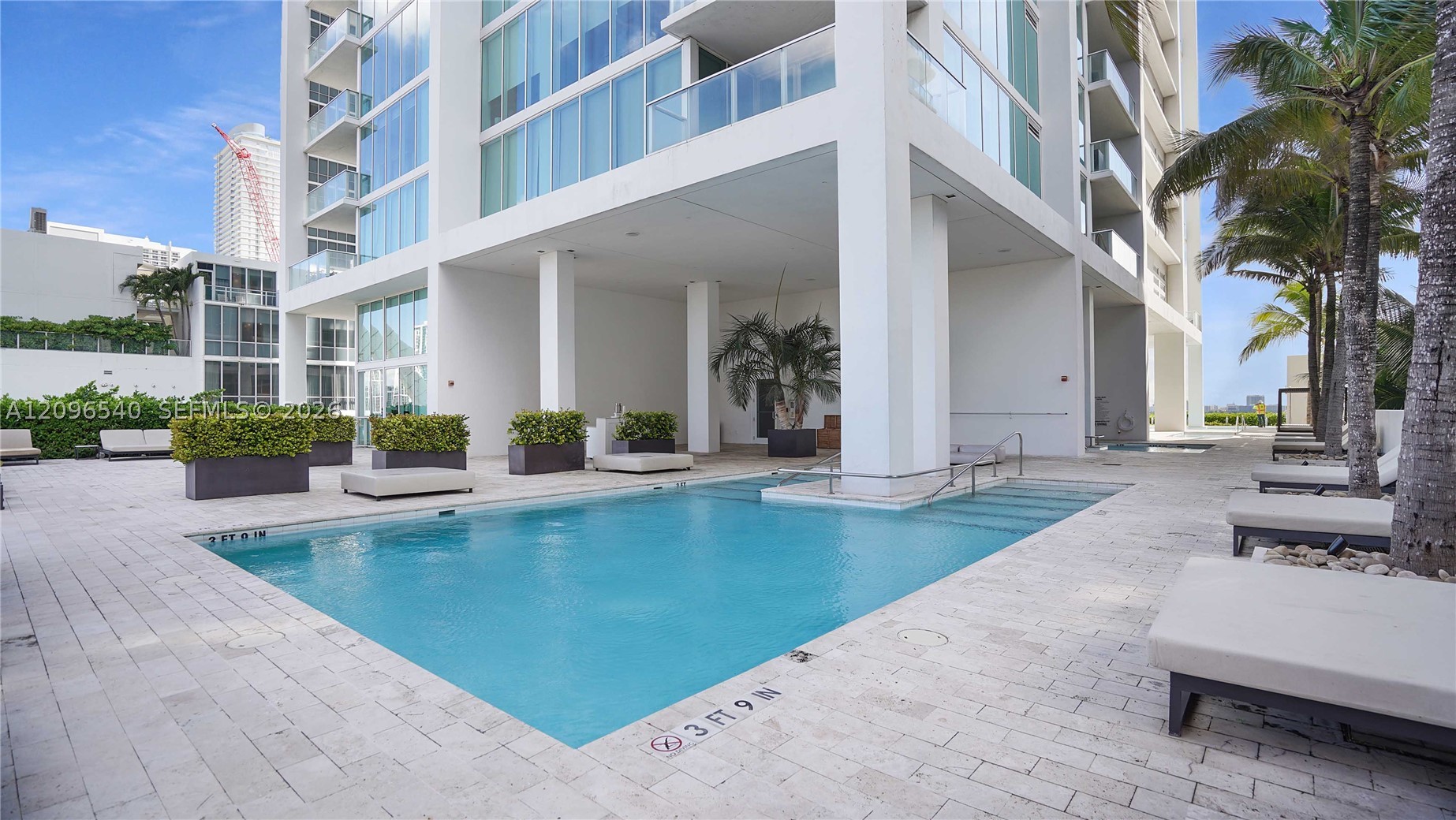 1040 Biscayne Blvd #1206, Miami FL 33132