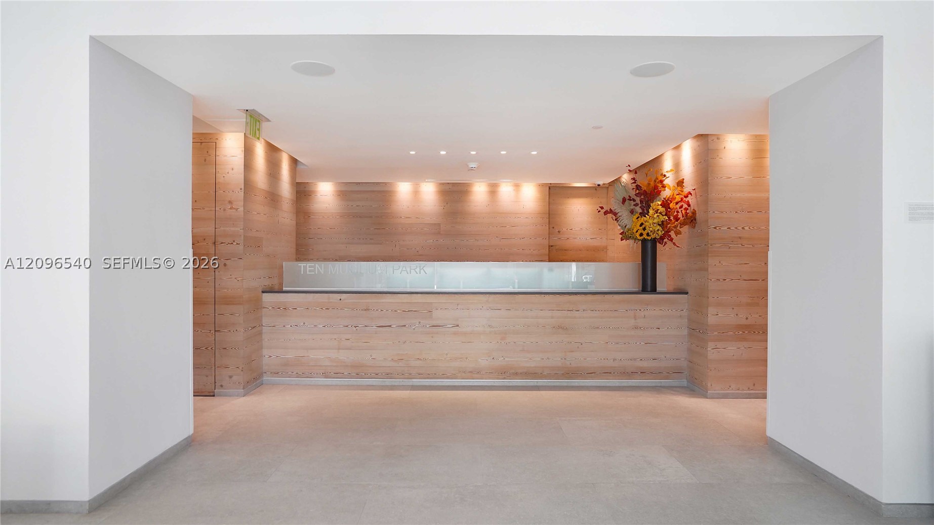 1040 Biscayne Blvd #1206, Miami FL 33132