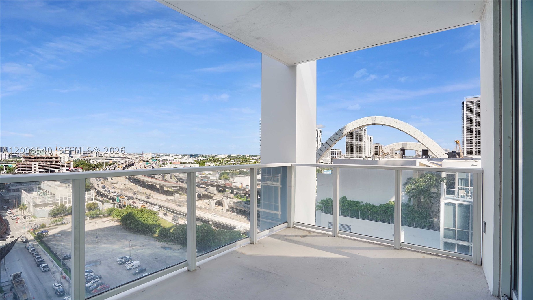 1040 Biscayne Blvd #1206, Miami FL 33132