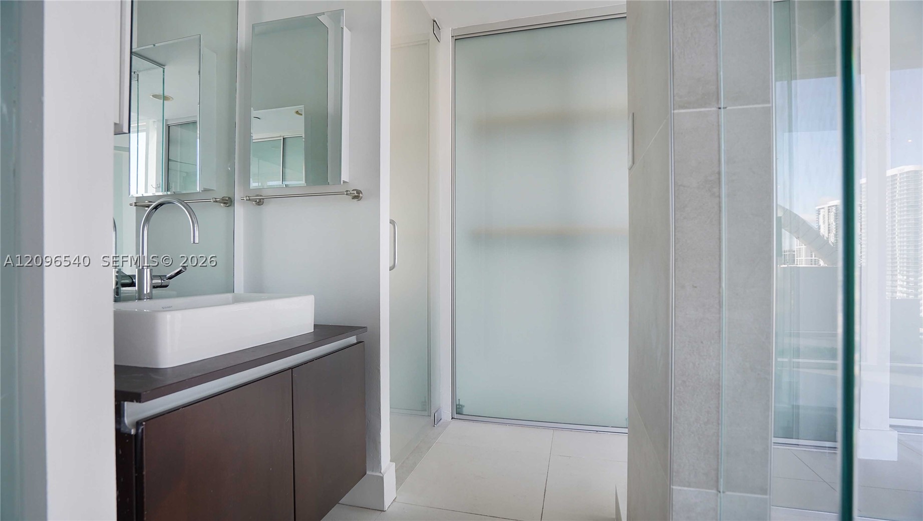 1040 Biscayne Blvd #1206, Miami FL 33132