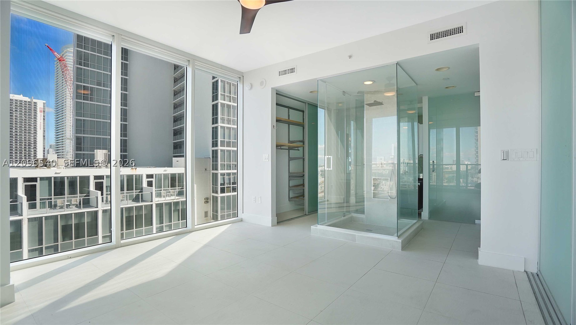 1040 Biscayne Blvd #1206, Miami FL 33132