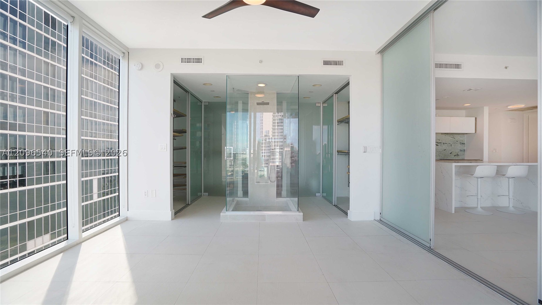 1040 Biscayne Blvd #1206, Miami FL 33132
