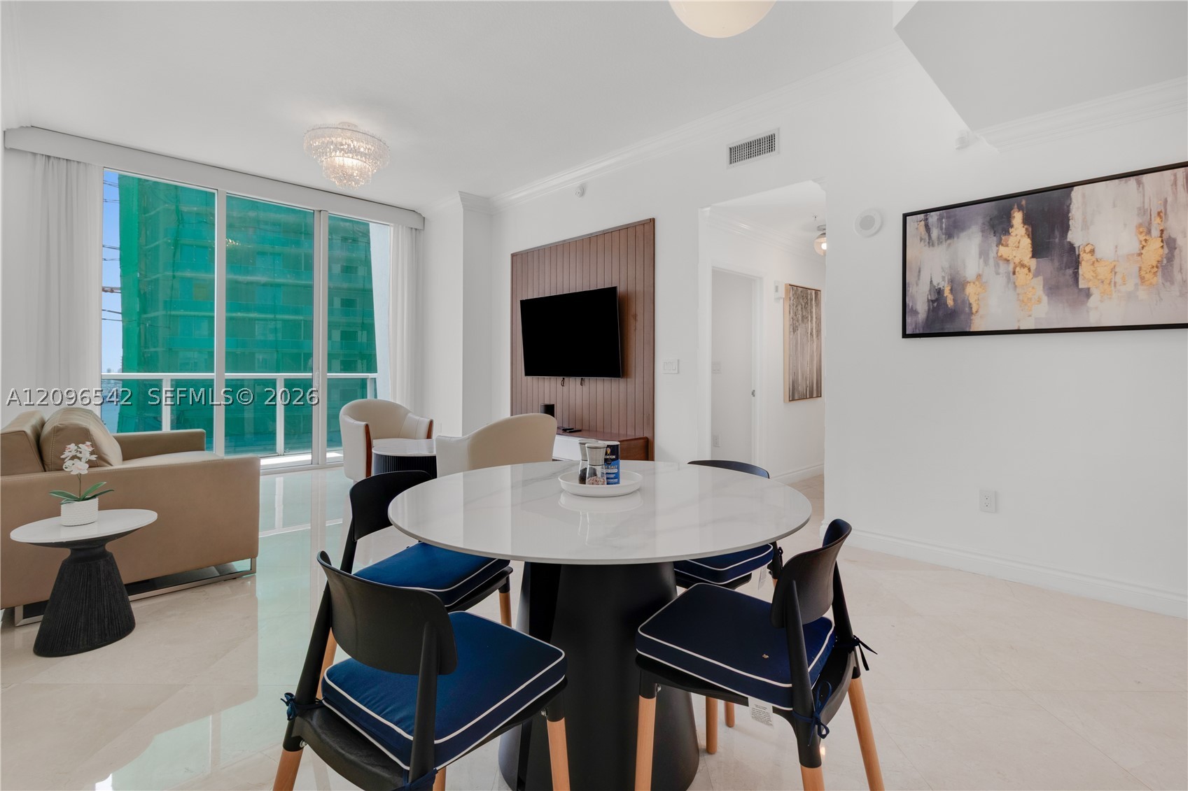 31 se 5th street 31 se 5th street #4314, Miami FL 33131