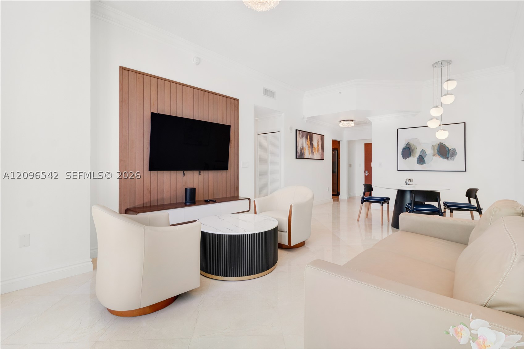 31 se 5th street 31 se 5th street #4314, Miami FL 33131