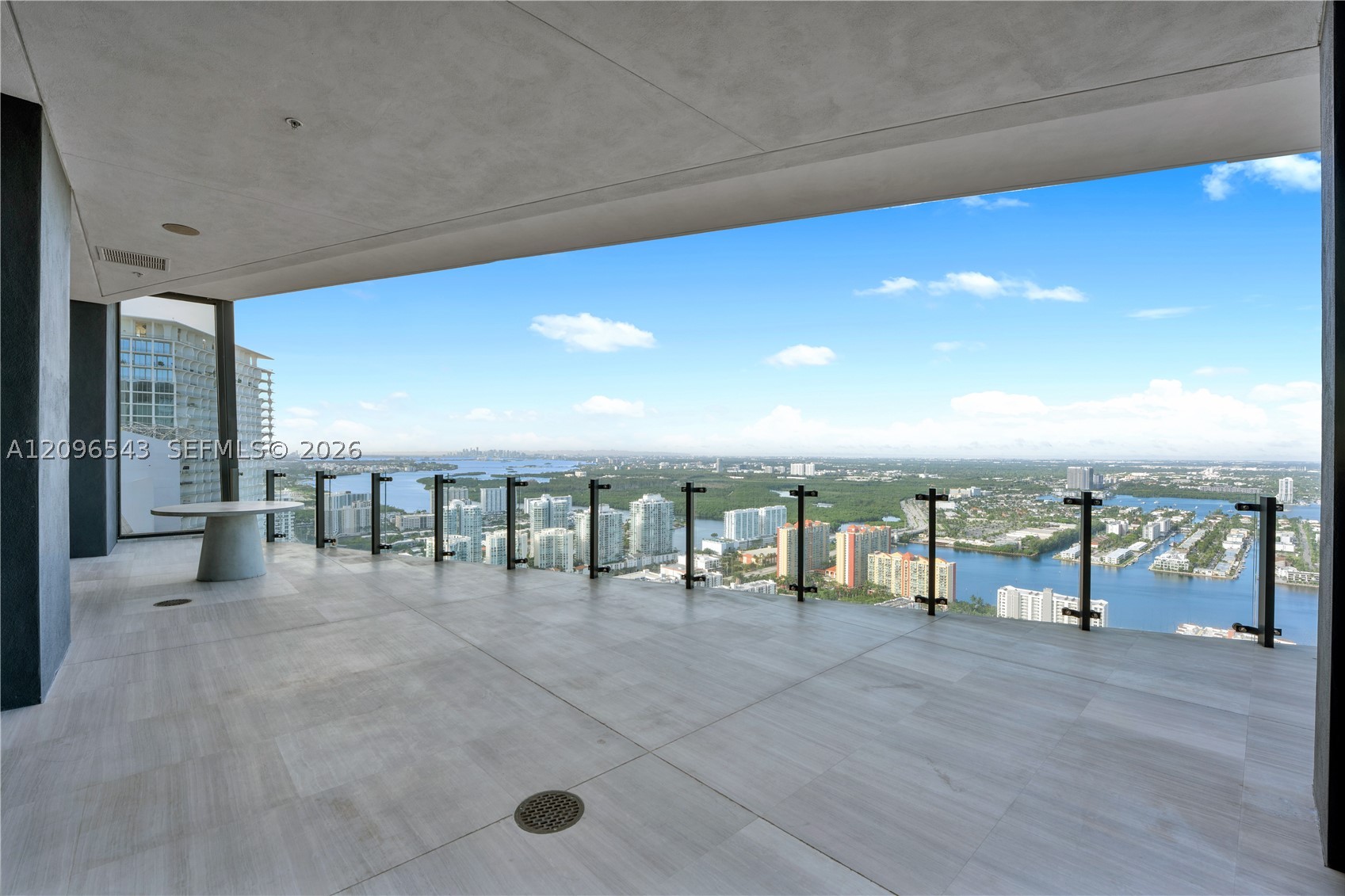 17141 Collins Ave #4202, Sunny Isles Beach FL 33160