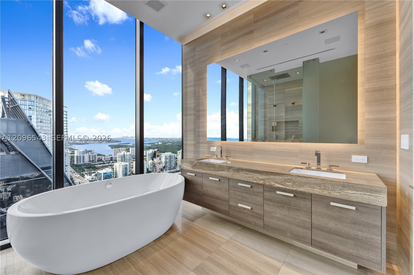 17141 Collins Ave #4202, Sunny Isles Beach FL 33160