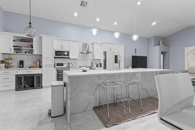 6952 NW 27th Ct, Margate FL 33063