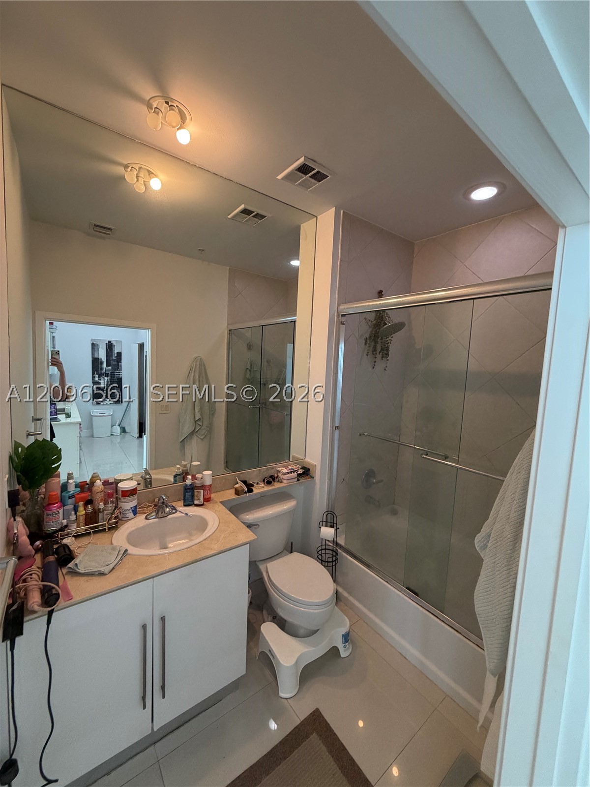 335 S Biscayne Blvd #LPH-06, Miami FL 33131