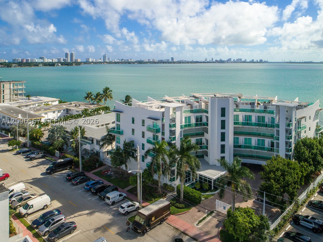 2000 Bay Dr #203, Miami Beach FL 33141