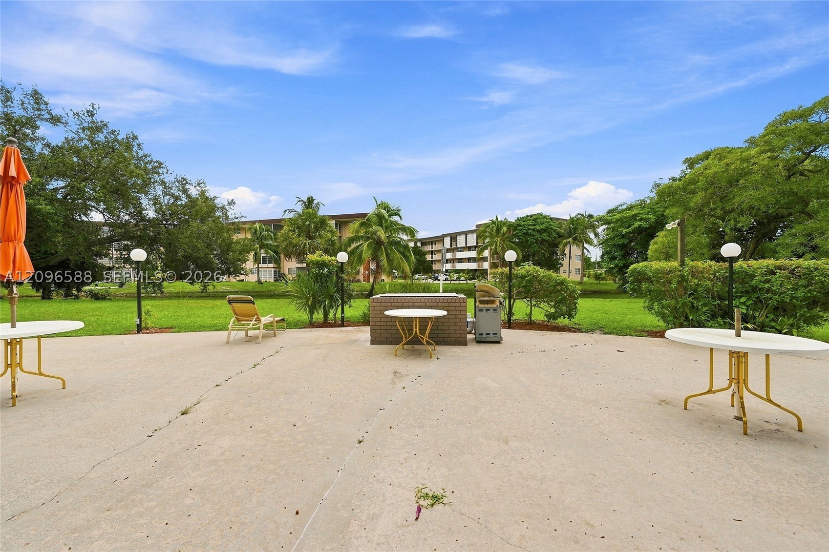 2800 NW 47th Ter #206B, Lauderdale Lakes FL 33313
