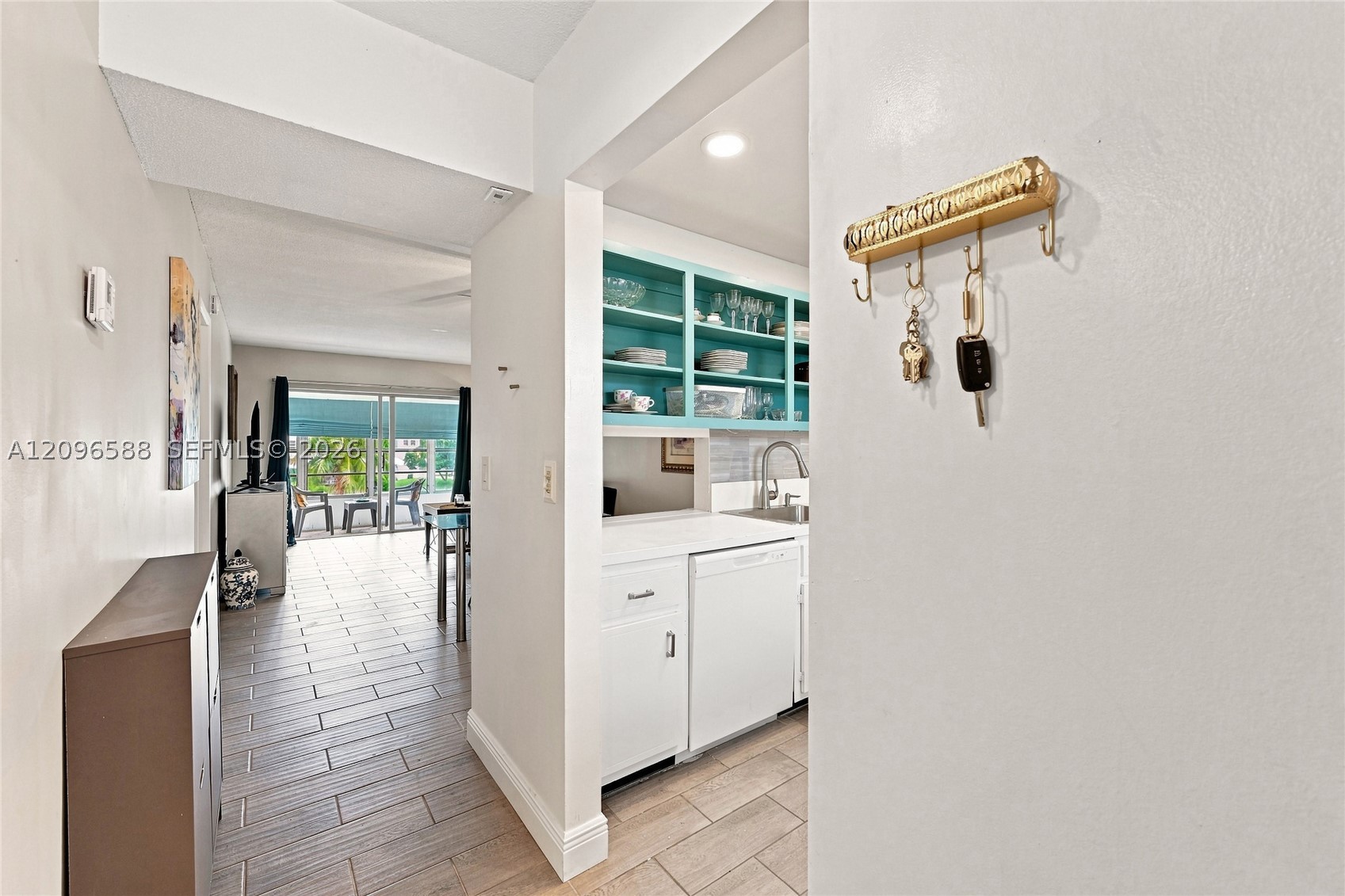 2800 NW 47th Ter #206B, Lauderdale Lakes FL 33313