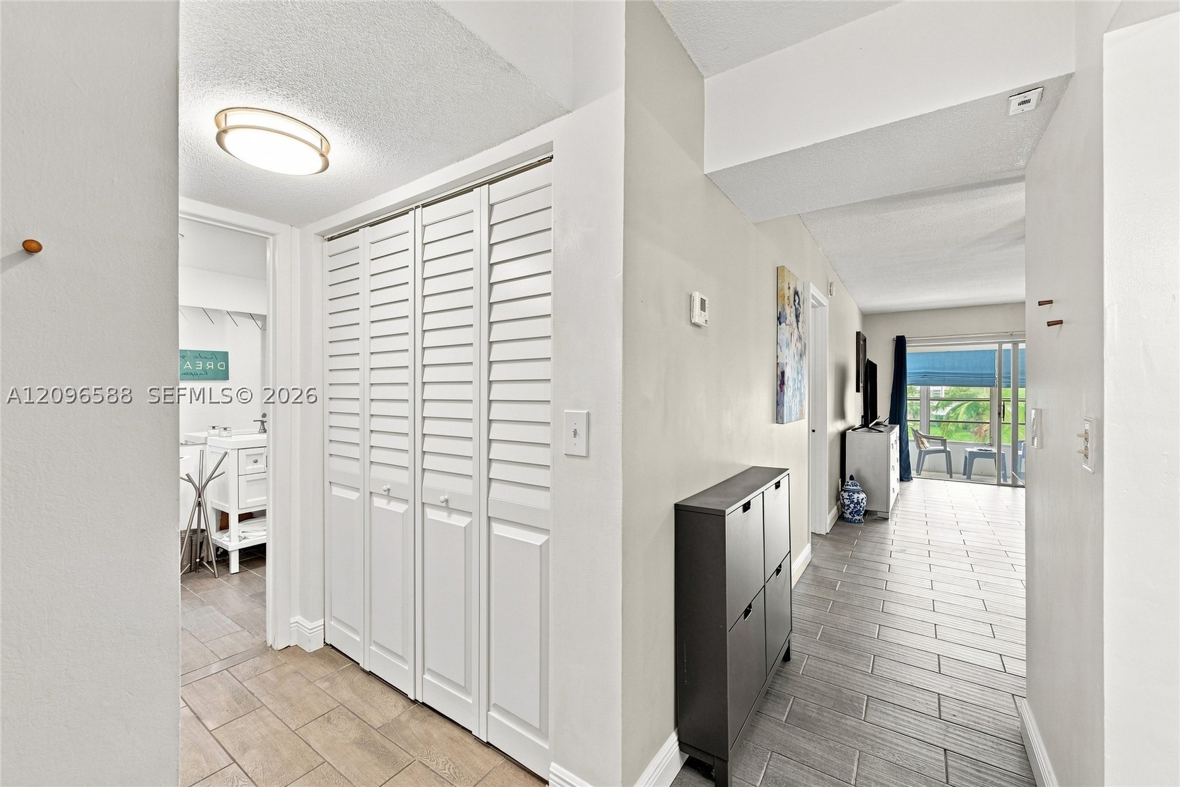 2800 NW 47th Ter #206B, Lauderdale Lakes FL 33313
