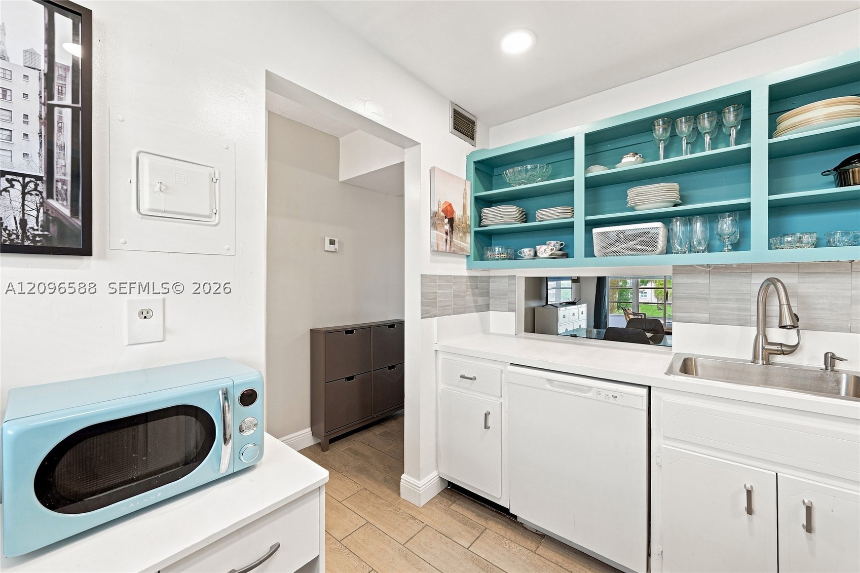 2800 NW 47th Ter #206B, Lauderdale Lakes FL 33313
