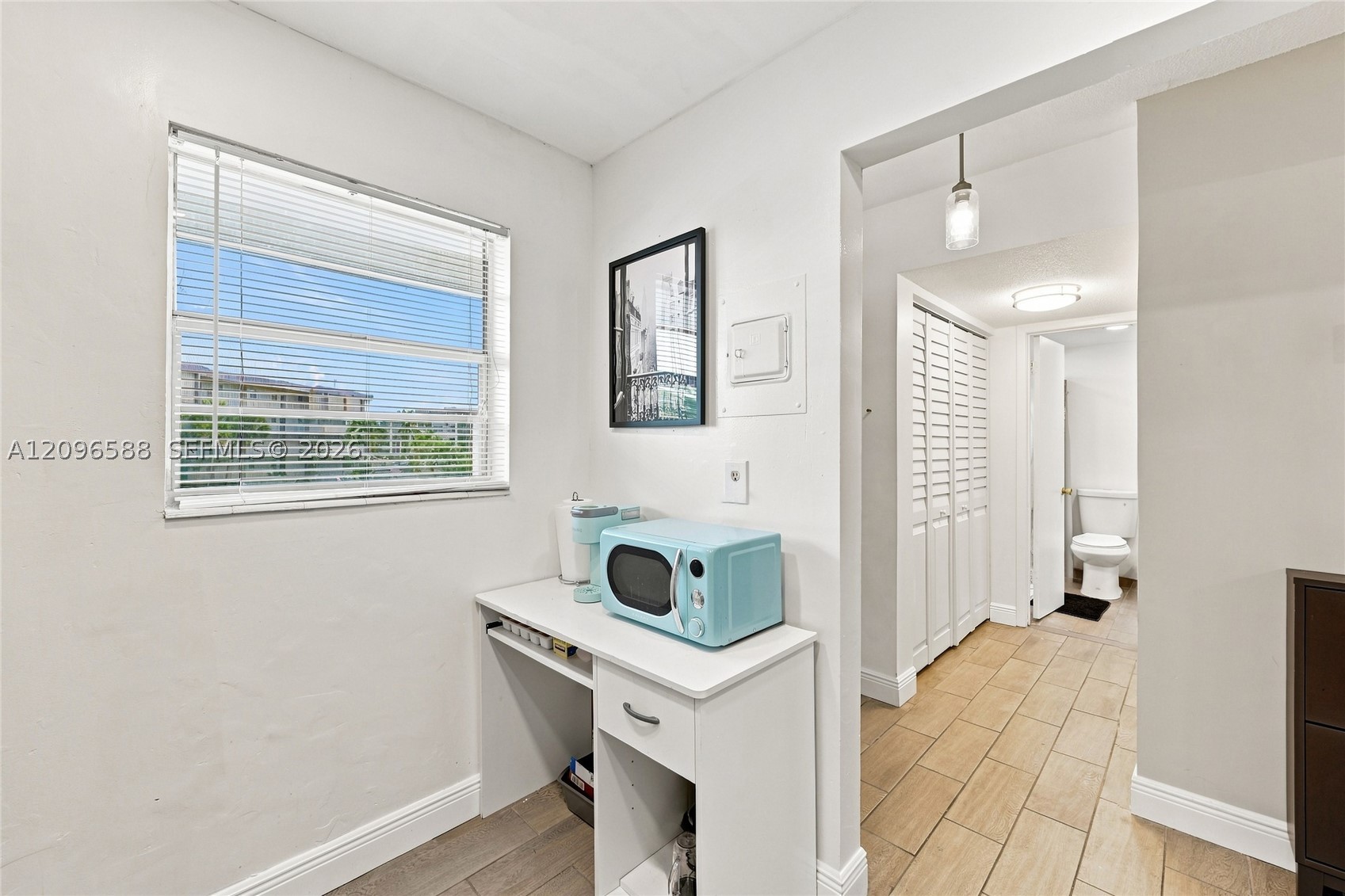 2800 NW 47th Ter #206B, Lauderdale Lakes FL 33313