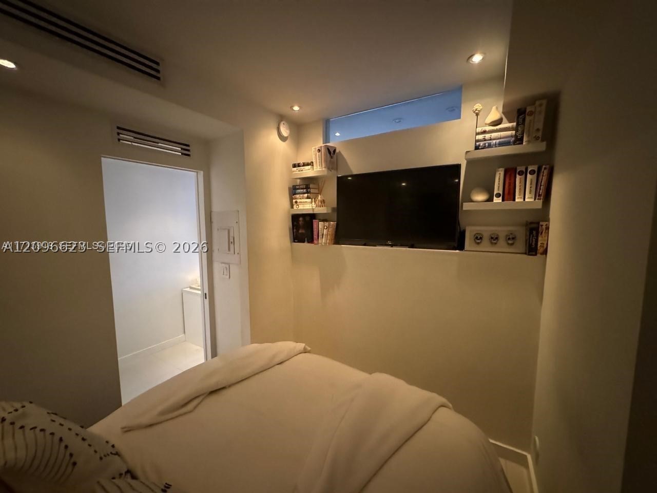 20 Island Ave #1515, Miami Beach FL 33139