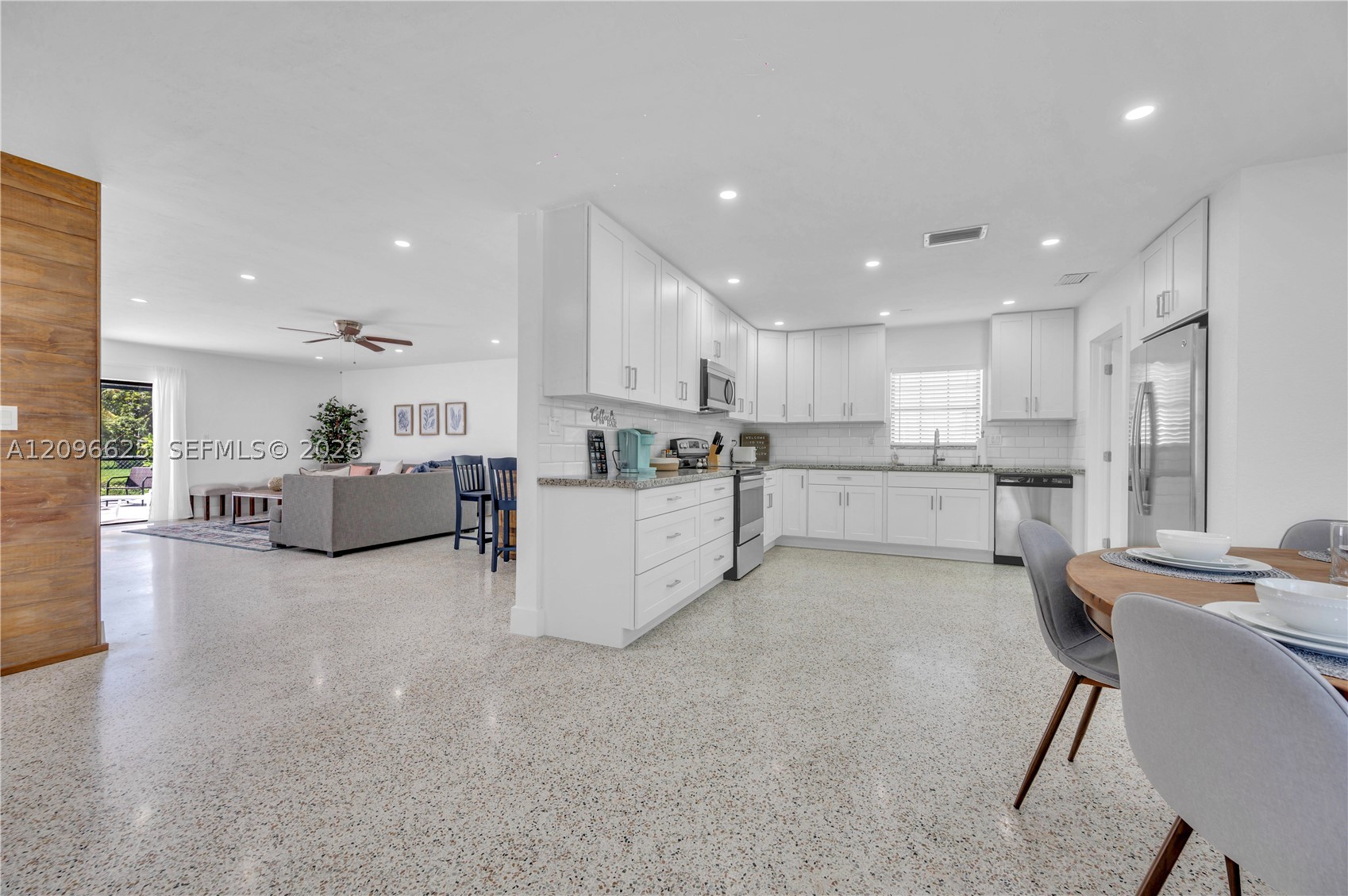 9448 Sterling Dr #0, Cutler Bay FL 33157