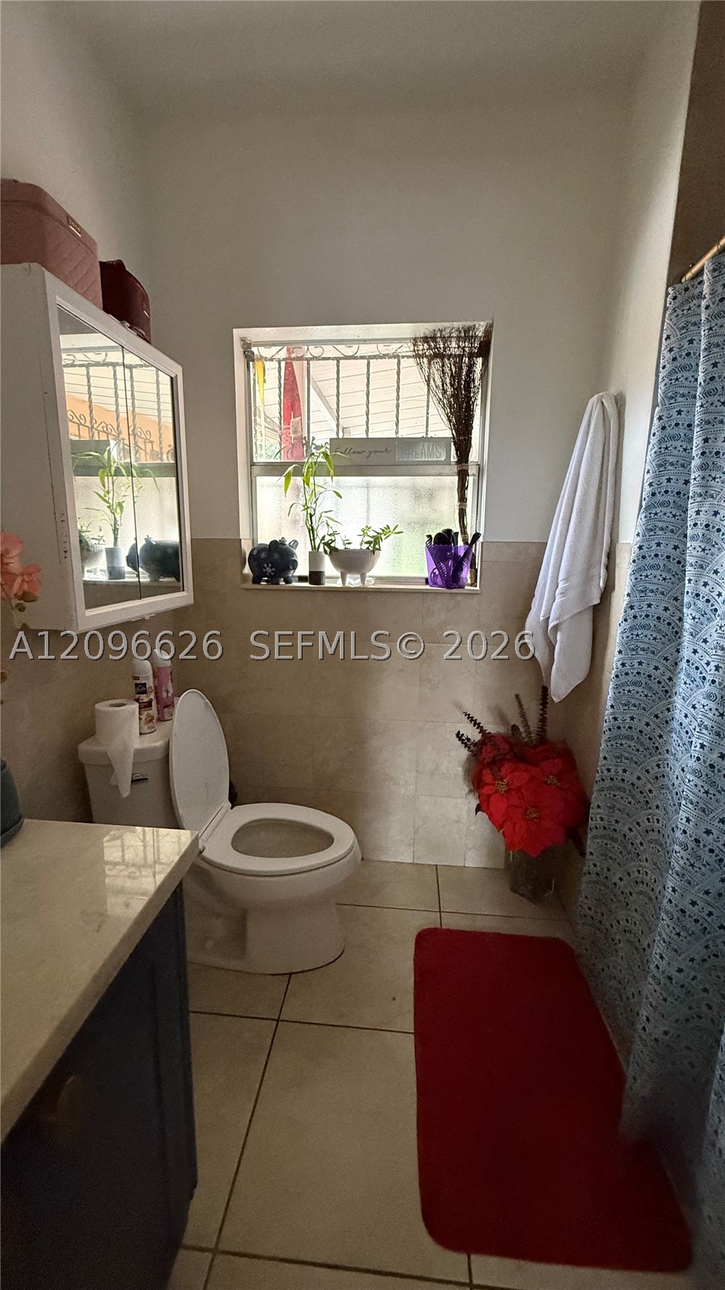 8 NW 33rd Ave, Miami FL 33125