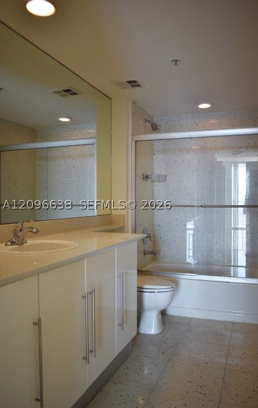 335 S Biscayne Blvd #2509, Miami FL 33131