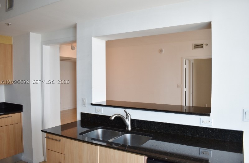 335 S Biscayne Blvd #2509, Miami FL 33131
