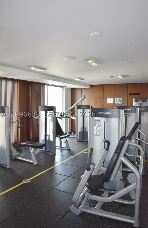 335 S Biscayne Blvd #2509, Miami FL 33131