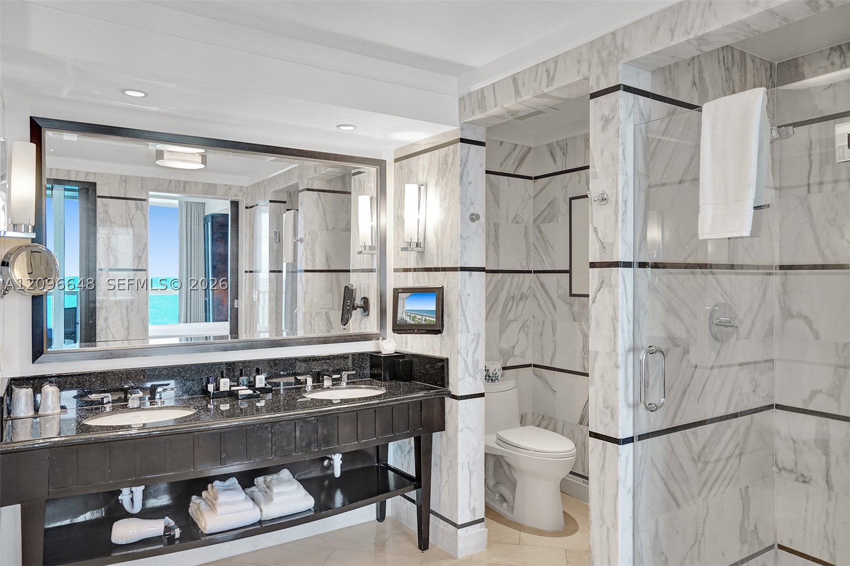 4391 Collins Ave #913/914, Miami Beach FL 33140
