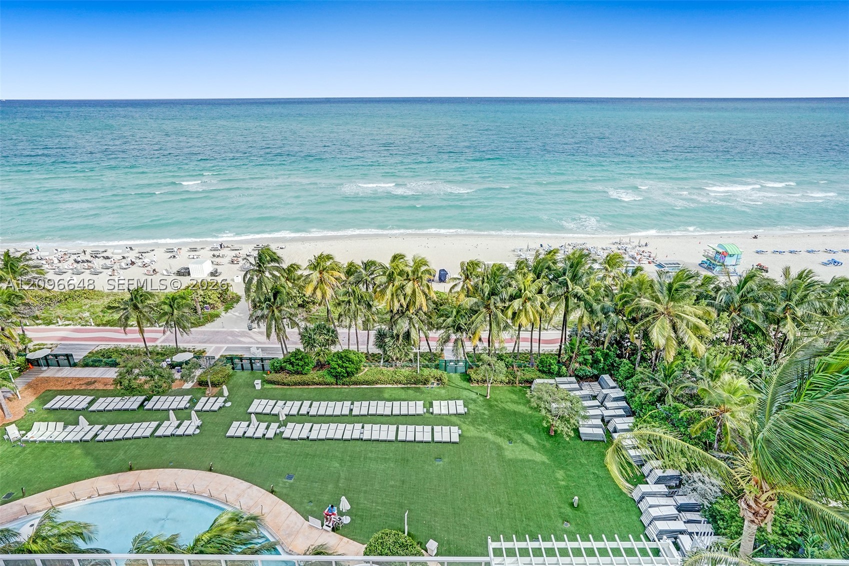 4391 Collins Ave #913/914, Miami Beach FL 33140