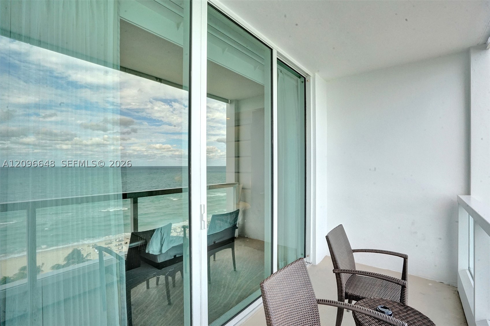 4391 Collins Ave #913/914, Miami Beach FL 33140