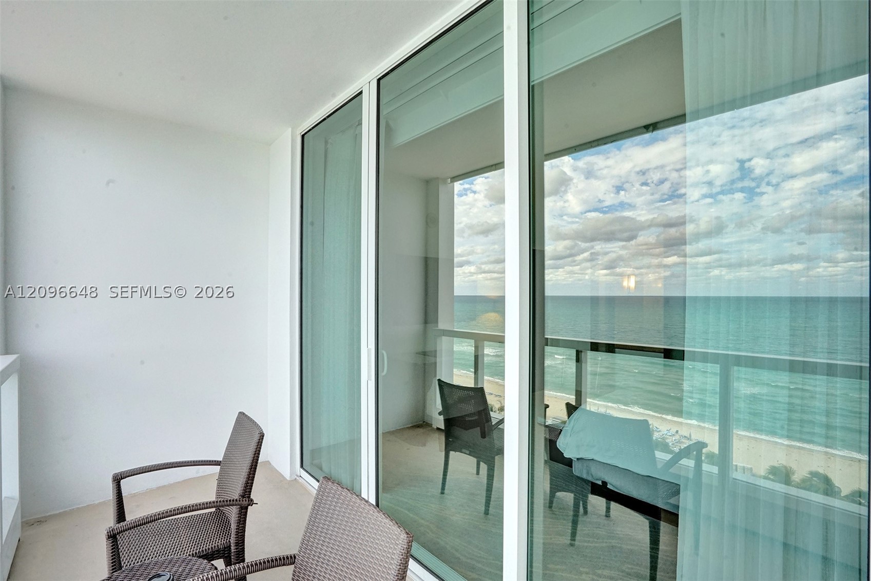 4391 Collins Ave #913/914, Miami Beach FL 33140