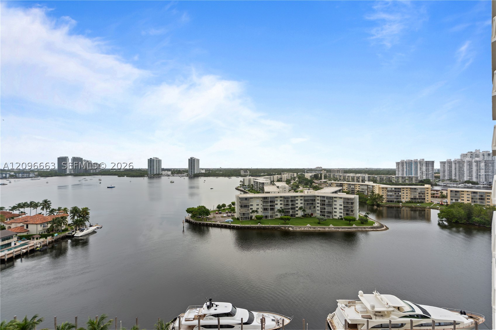 1000 E Island Blvd #1402, Aventura FL 33160