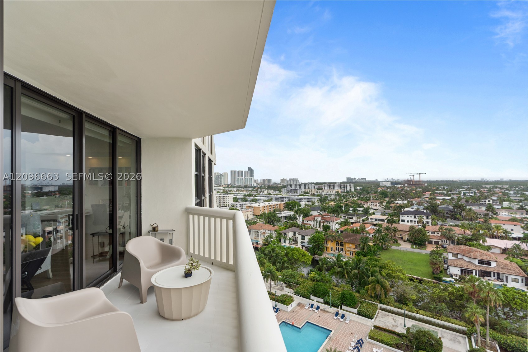 1000 E Island Blvd #1402, Aventura FL 33160