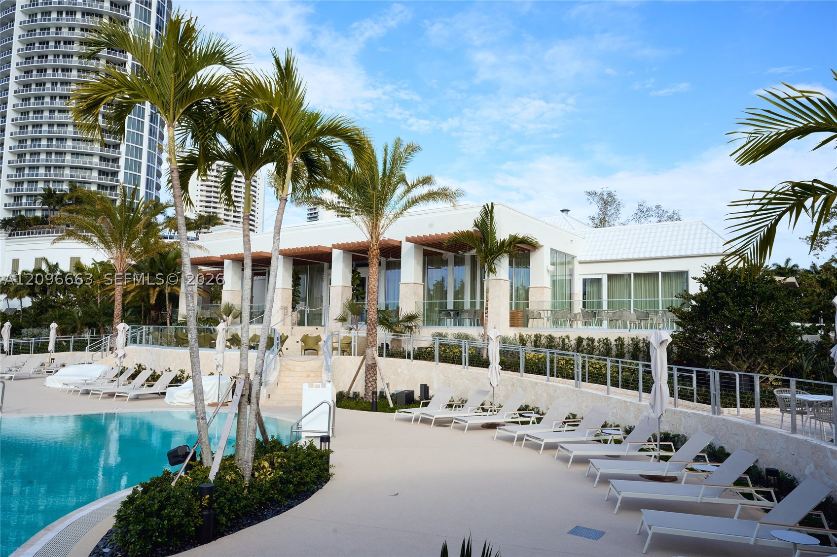 1000 E Island Blvd #1402, Aventura FL 33160