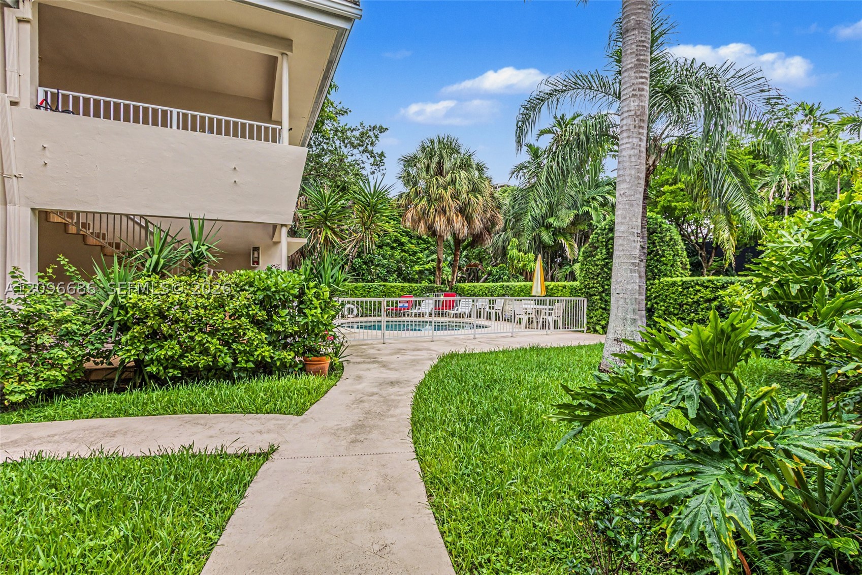 90 Park Dr #2, Bal Harbour FL 33154