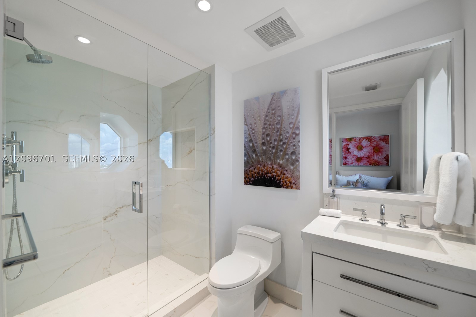 17875 Collins Ave #2301, Sunny Isles Beach FL 33160